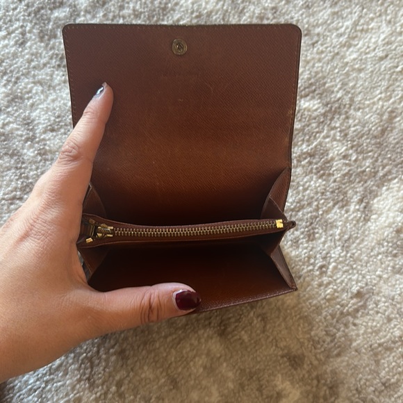 Louis Vuitton Porte Monnaie Wallet - Picture 4 of 5